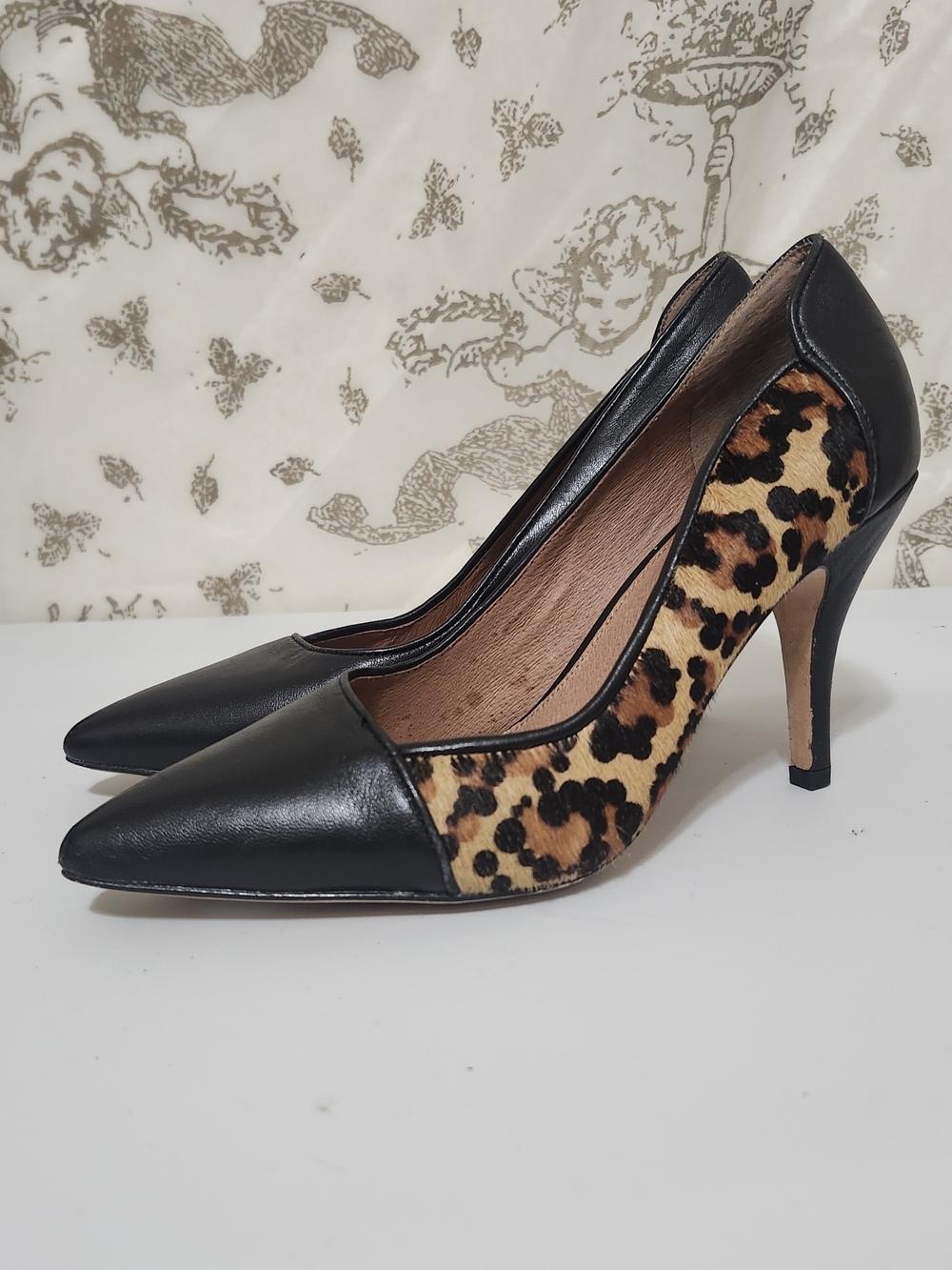 Corso Como Black Leather & Calf Hair Leopard Print Pointed Toe Pump Slip On US 7